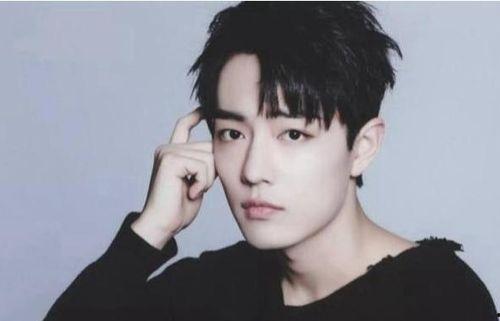 娱乐圈帅哥爆料网红,揭秘网红背后的故事