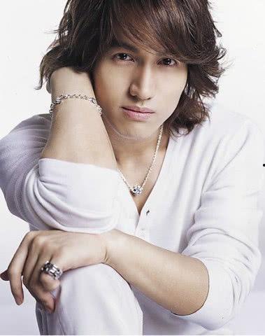 造型多变的明星,百变造型演绎时尚传奇